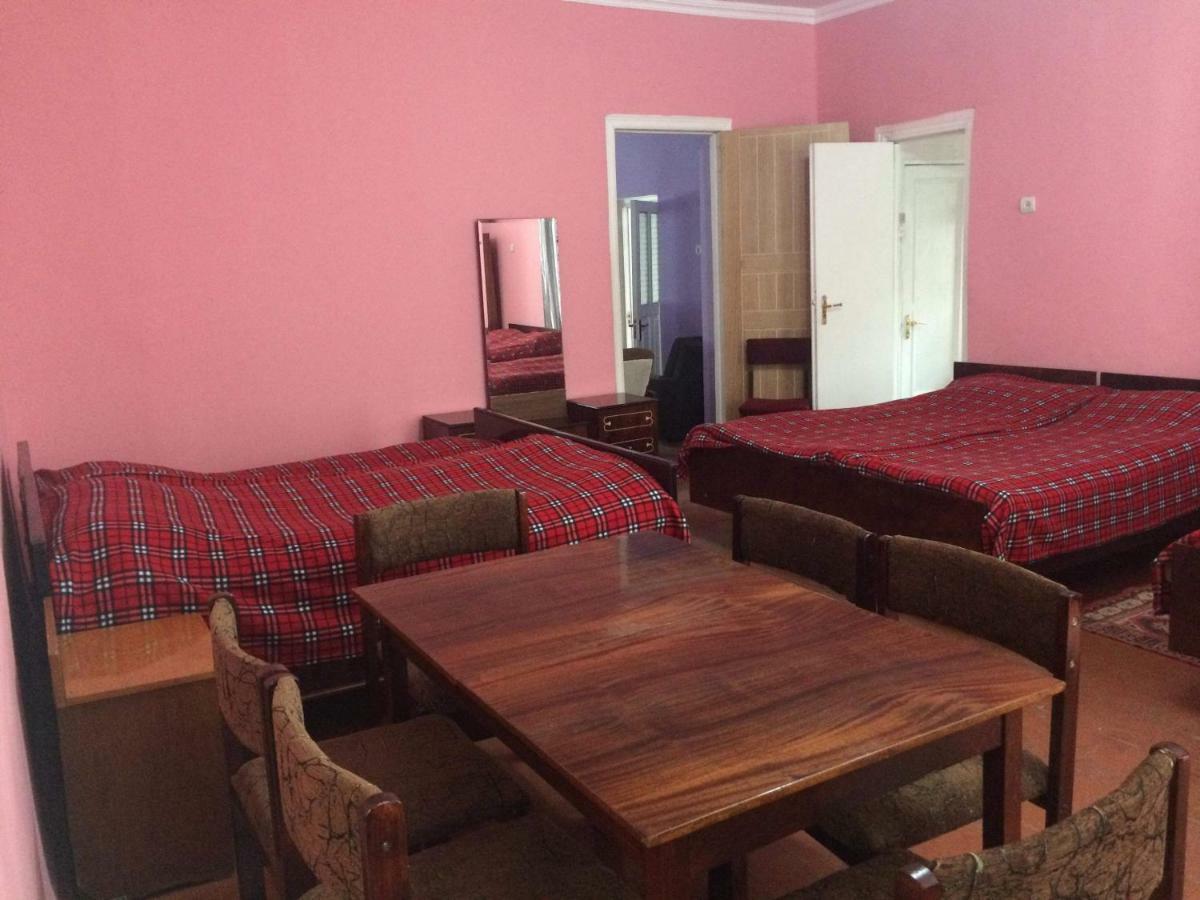 Guesthouse Malkhazi 博尔若米 外观 照片